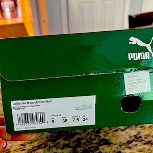 White Puma Ladies Sneaker